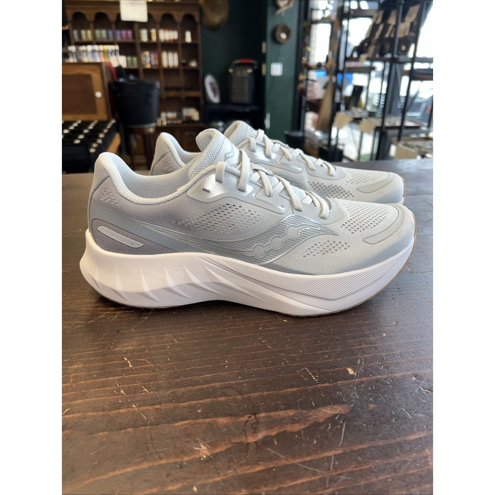 SAUCONY TIDE 2 (WOMEN'S) - SIZE: WOMEN 11 - CLOUD SILVER